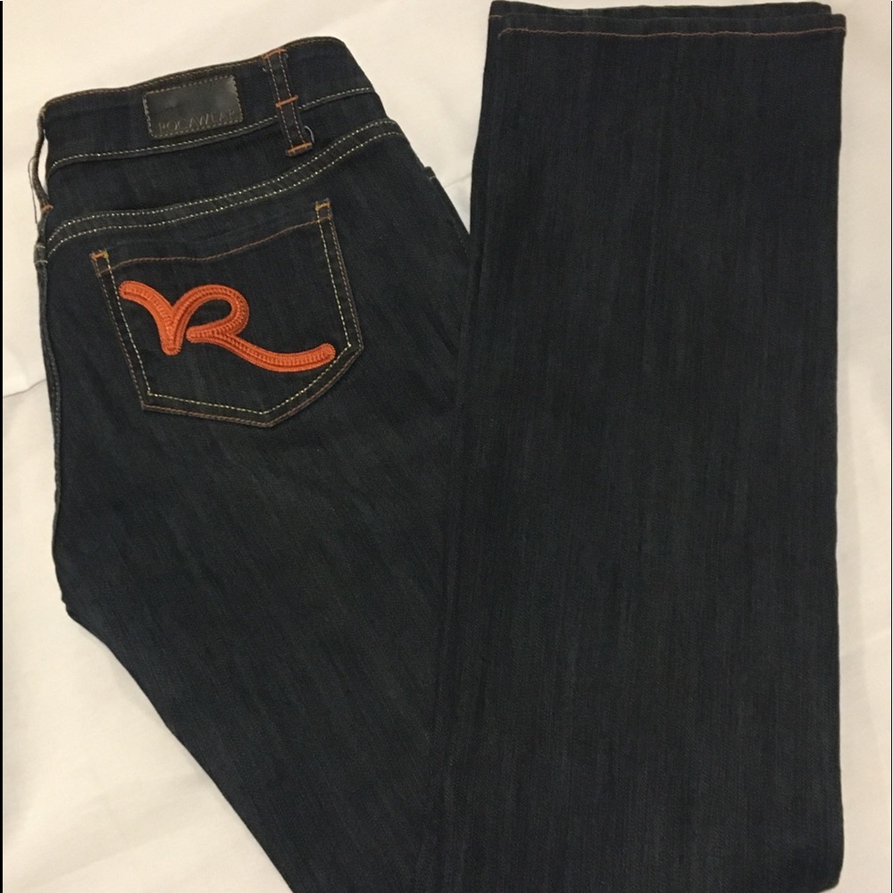 Roca Wear Women’s Simone Straght Leg Blue Jeans